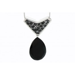 Designový náhrdelník s kapkou zdobený kameny od společnosti Swarovski®